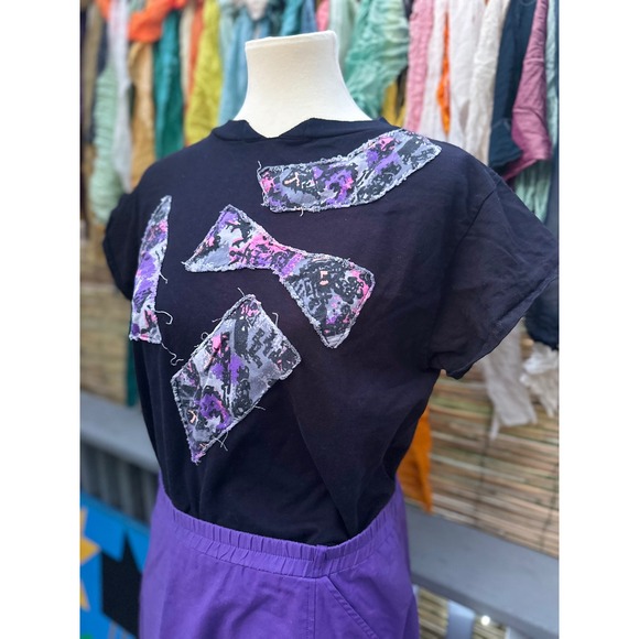 Tops - Vintage Marlboro Man‎ Remixed Asymmetrical Graphic T-Shirt Black Purple Custom M